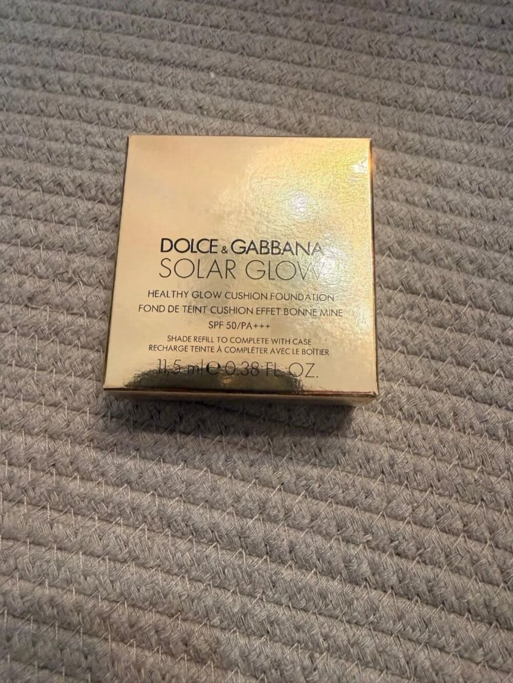 Dolce & gabbana solar glow foundation Shade 120 Nude New in box - Picture 2 of 2